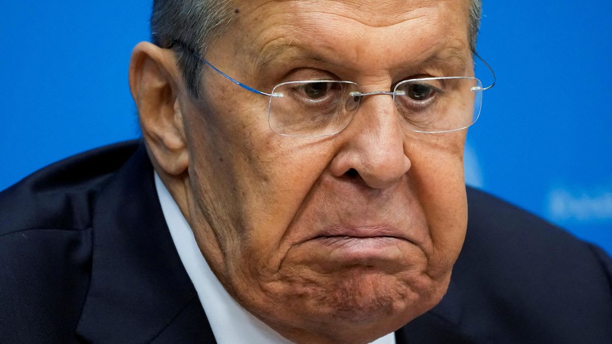 Lavrov jedná tvrdě a povýšeně. Je to hra kočky s myší, říká český exministr